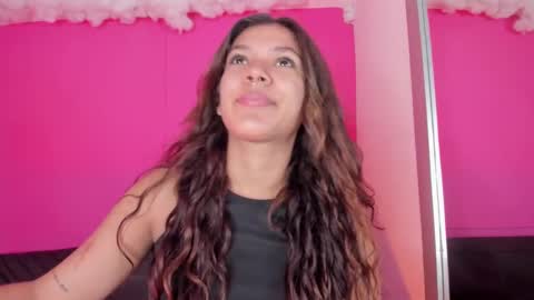 violett_24_ online show from March 11, 12:28 pm