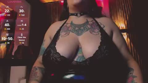 violett_8 online show from June 27, 5:24 am