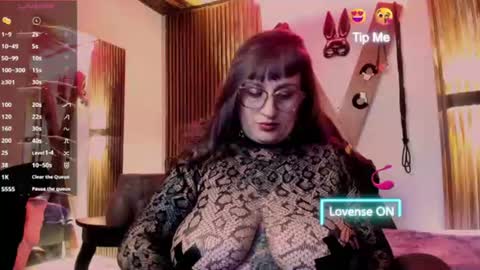 violett_8 online show from June 19, 5:57 am