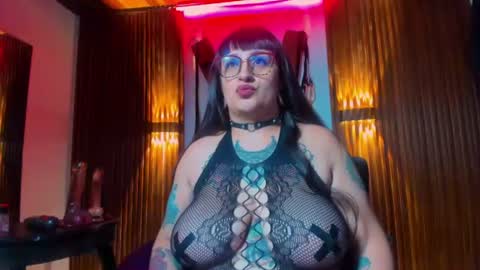 violett_8 online show from July 20, 10:55 pm