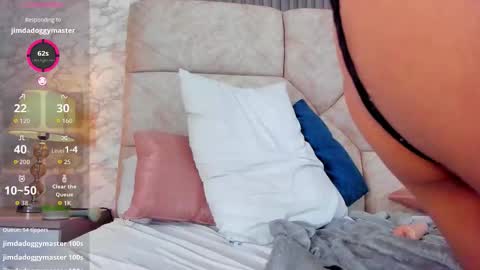 violett online show from November 21, 6:00 am