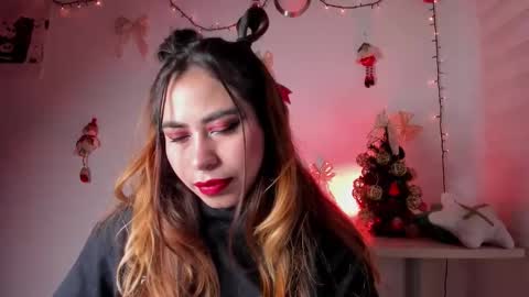 Violeta online show from December 20, 11:44 pm