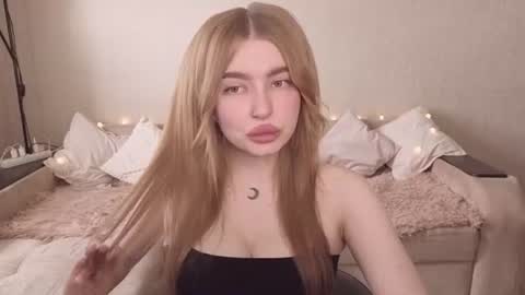 ViolettaOtis online show from June 30, 10:58 am