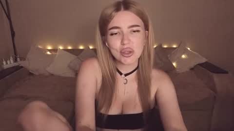 ViolettaOtis online show from July 29, 5:02 pm