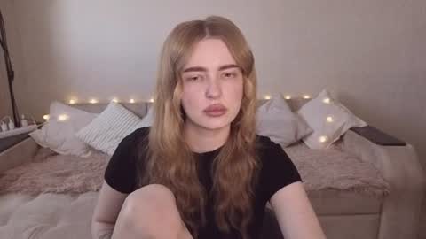 ViolettaOtis online show from June 22, 2:13 pm
