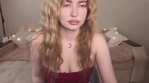 ViolettaOtis online show from June 11, 12:14 pm