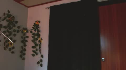 Call me valeria online show from December 6, 2:08 am