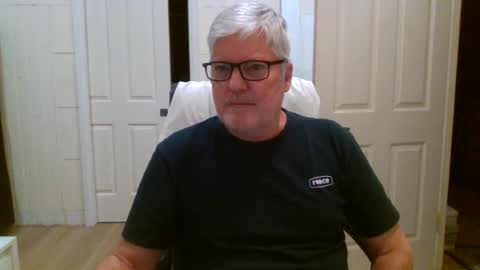 viper654321 online show from August 1, 8:05 am