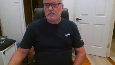 viper654321 online show from October 8, 8:09 am