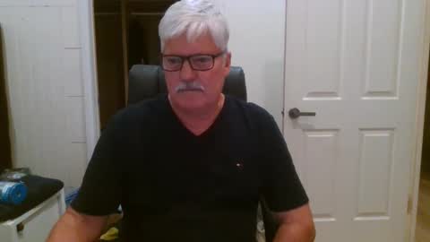 viper654321 online show from October 11, 9:03 am