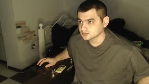 Snapshot of virgil____ chatting on February 27, 1:52 am virgil____ online show from February 27, 1:52 am