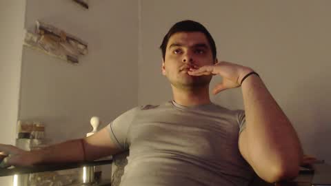 Snapshot of virgil____ chatting on December 4, 10:24 pm virgil____ online show from December 4, 10:24 pm