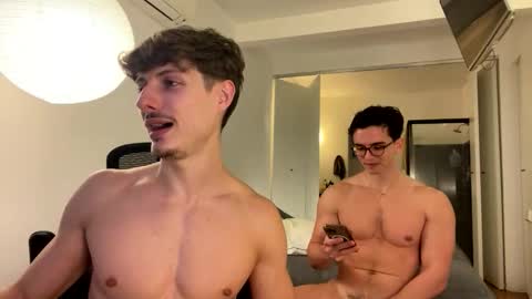 vitoraugustoxxx online show from November 19, 9:46 pm