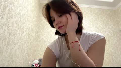 Sonya online show from April 8, 2:53 pm