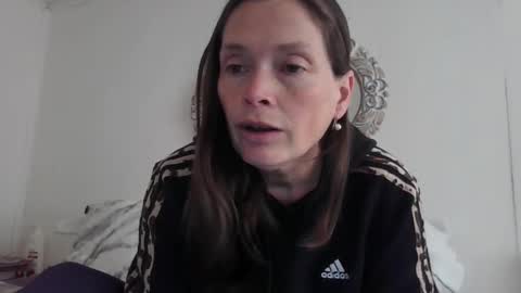 vivian online show from October 10, 5:41 pm