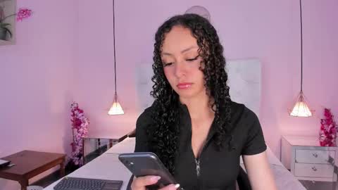 Vivi online show from March 1, 4:06 am