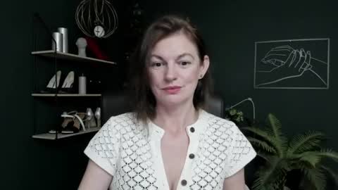 Vivian online show from July 27, 6:33 am