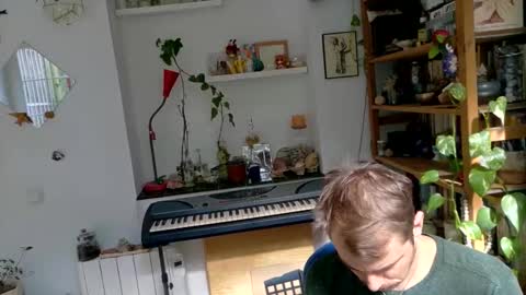 Snapshot of vivid_ether chatting on October 20, 12:32 pm Viv online show from October 20, 12:32 pm