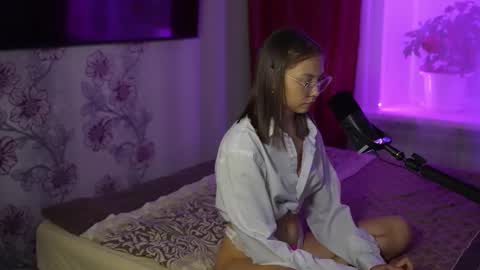 vivien_cutie online show from September 12, 3:03 pm