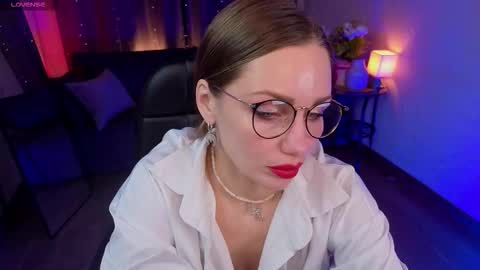 Vivien online show from December 15, 6:20 am