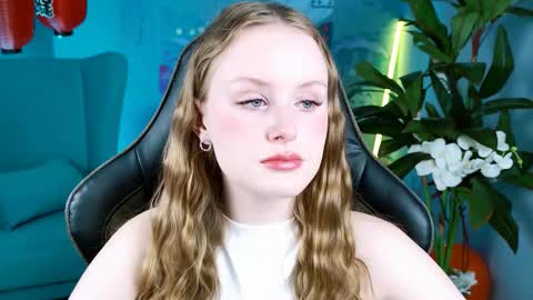 Vivien online show from November 4, 9:10 am