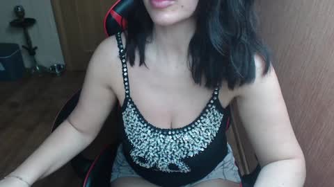 Eva online show from December 15, 11:31 pm