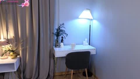 Victoria online show from April 24, 4:42 pm