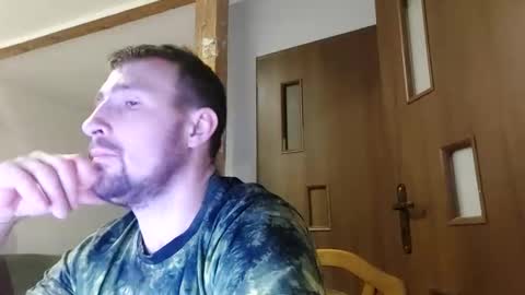 vladumyr online show from December 2, 7:45 pm