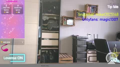 Volshebnik1302 online show from March 11, 12:28 pm