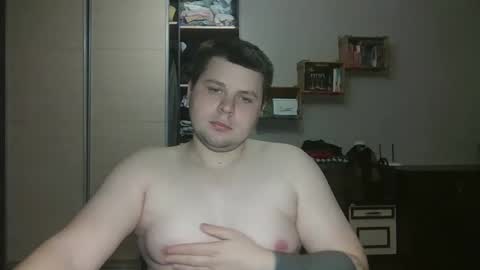 Volshebnik1302 online show from March 6, 3:24 am