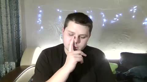 Volshebnik1302 online show from January 16, 8:36 pm