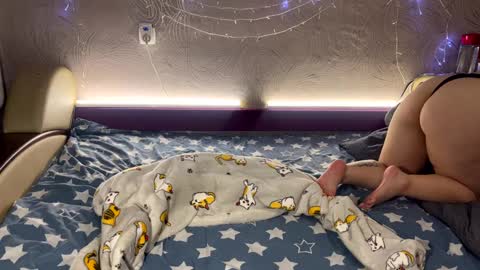 Volshebnik1302 online show from February 2, 2:56 pm