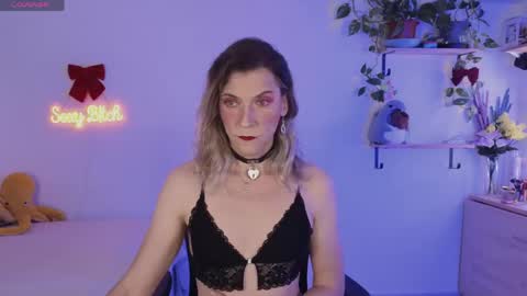 Vikky online show from May 2, 8:25 pm
