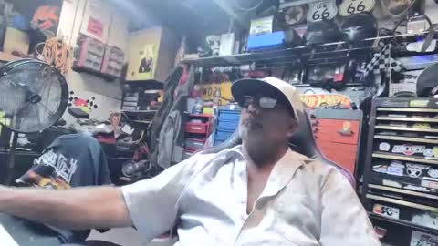 wakesblowinclouds online show from September 28, 12:58 pm