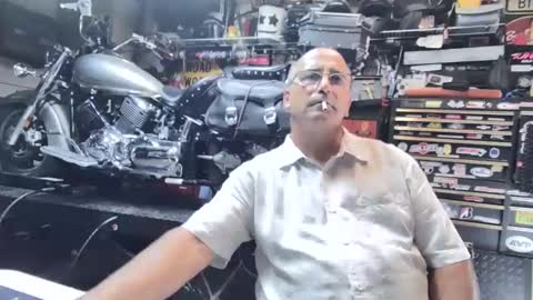 wakesblowinclouds online show from September 30, 6:51 pm