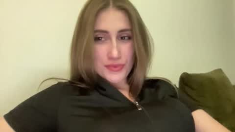 walkiria19 online show from April 18, 7:18 pm