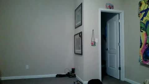 COSMOxWANDA online show from February 2, 11:45 pm