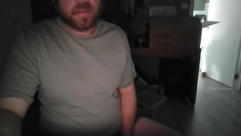 wanderlook online show from December 15, 2:02 pm