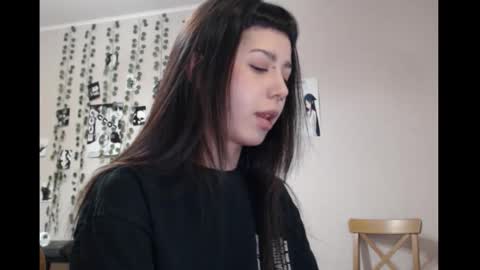 Mina online show from March 3, 6:15 pm