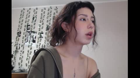 Mina online show from March 5, 7:01 pm