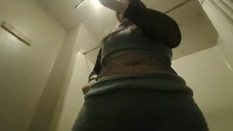 waywardqueen online show from October 31, 10:48 am