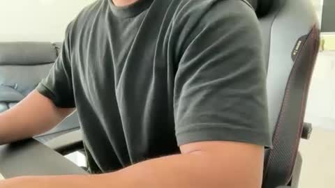 Weapon X online show from April 7, 12:45 am