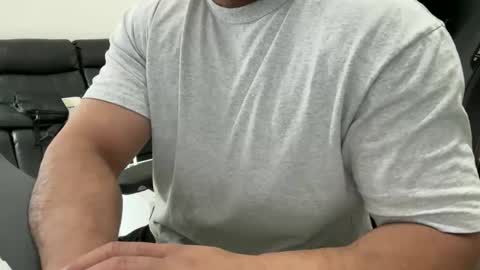 Weapon X online show from December 15, 9:33 pm