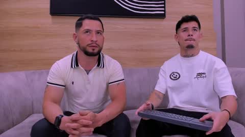 Jhonny Dick  his neighbors. online show from May 12, 1:14 am