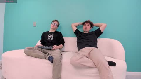 Jhonny Dick  his neighbors. online show from July 15, 2:33 pm