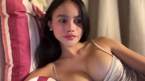 Maggie online show from September 24, 4:25 pm