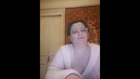 Marina online show from March 22, 8:35 pm