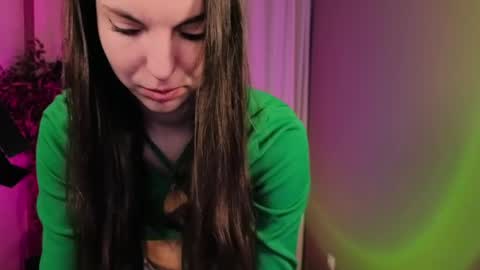 wednesday_evans online show from March 24, 5:02 am