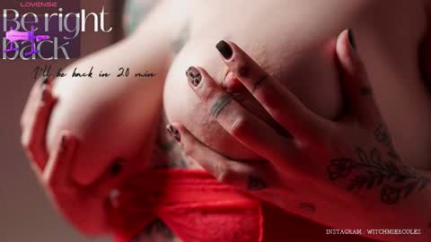 Wednesday  Birthday show   December 18 online show from November 9, 8:33 pm