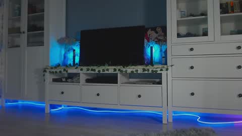  moon  online show from January 29, 3:26 pm